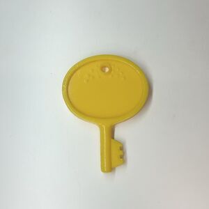 VTG MCDONALDS Fisher Price Play Food Electronic Cash Register Yellow KEY ONLY